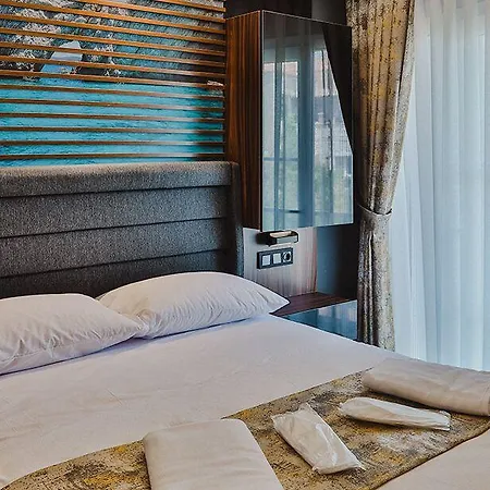 Marin Butik Çeşme