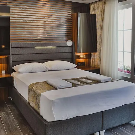 Marin Butik Bed & Breakfast Çeşme
