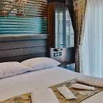 Marin Butik Çeşme