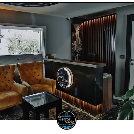 לינה וארוחת בוקר Marin Butik 3*